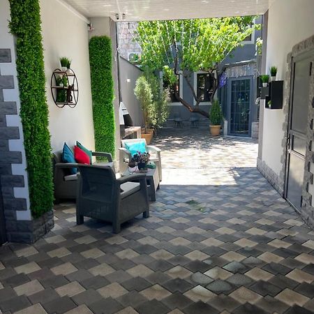 Comfortable Apartment Комфортные Апартаменты Self Check In Yerevan Exterior photo